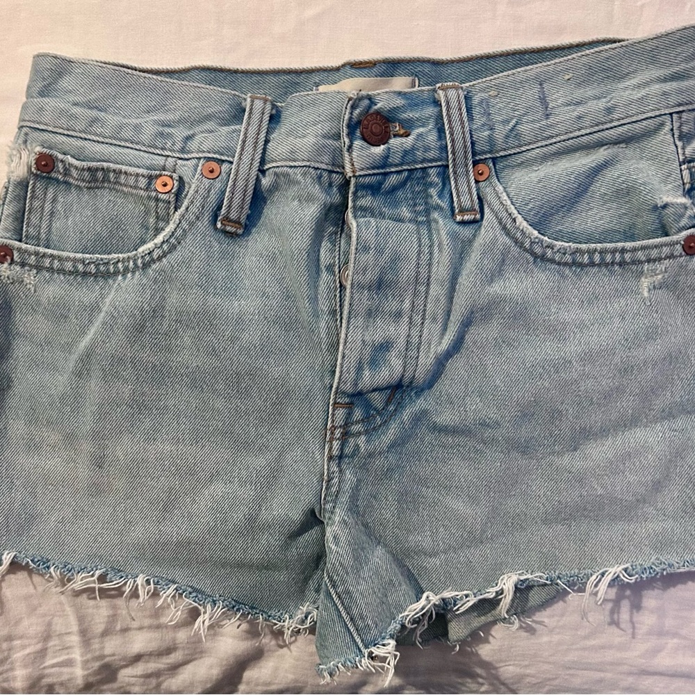 Madewell Relaxed Denim Shorts, Blue Jean Women Shorts, button up design